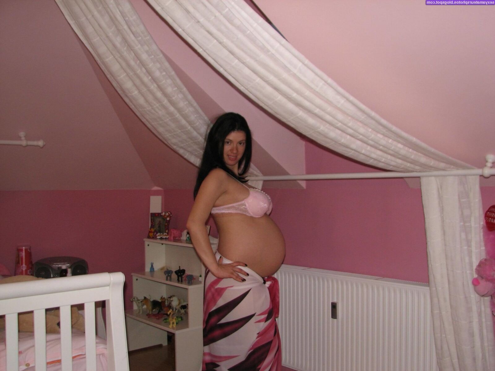 Pregnant Hot Mama-Part 01