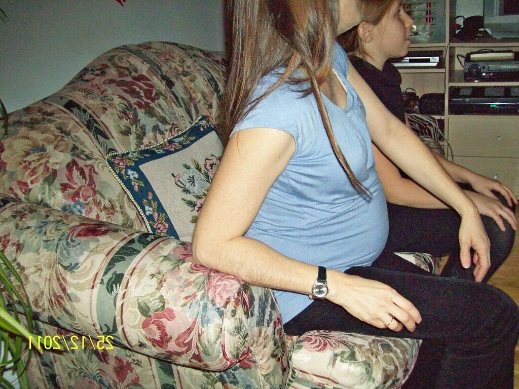 Pregnant Elisabeth