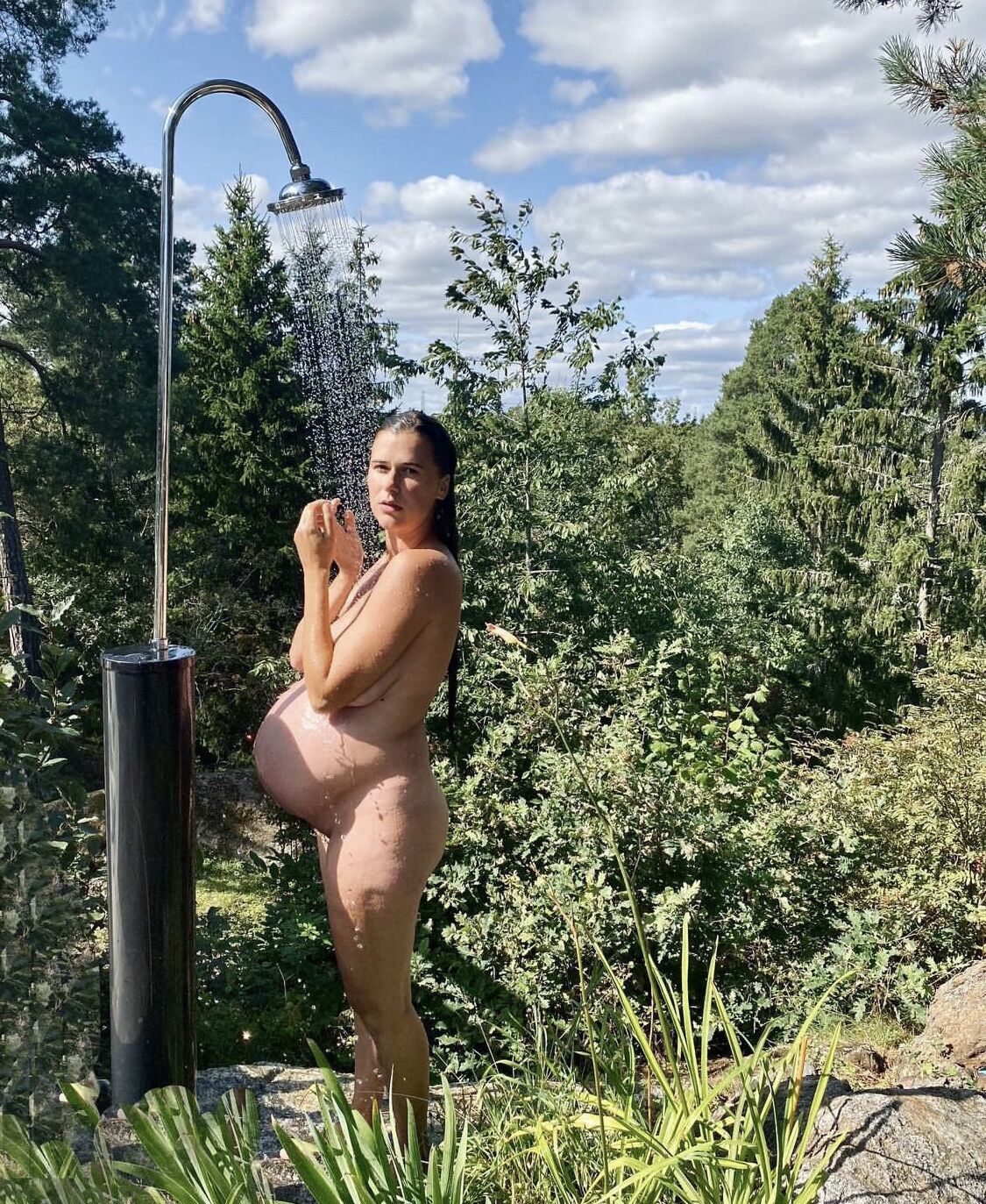 pregnant bikini 