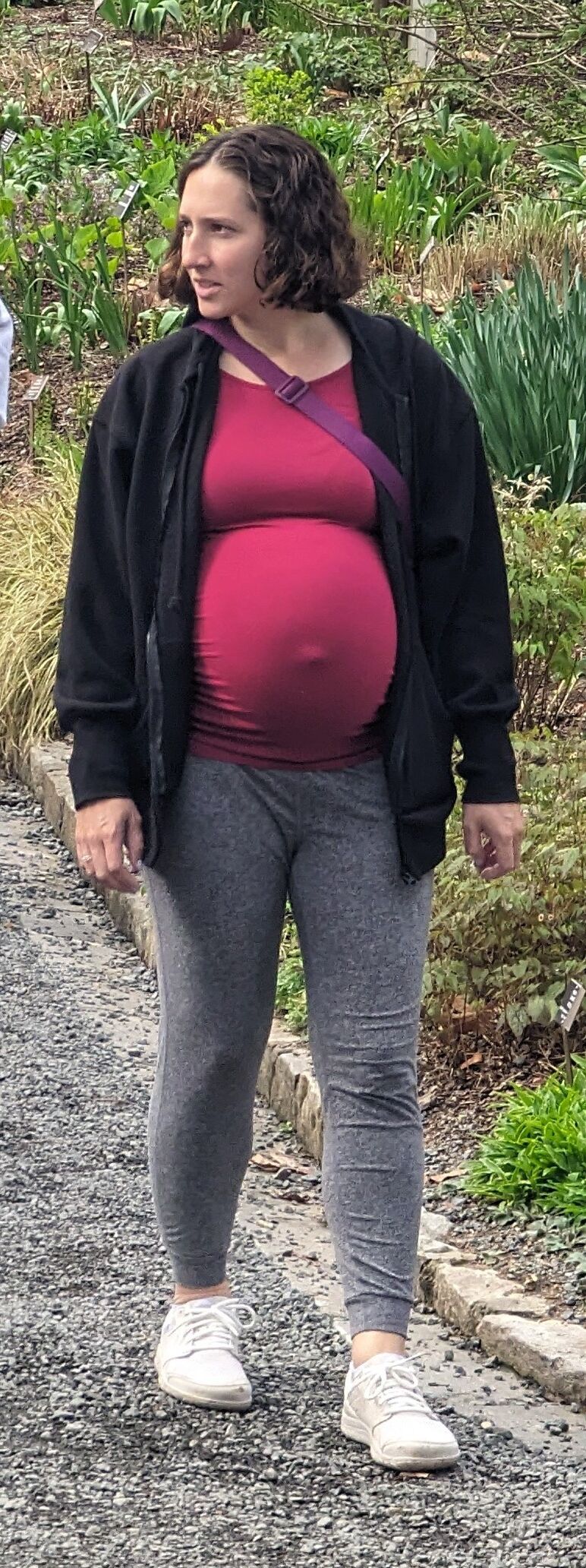 Melanie - Candid Pregnant / MILF