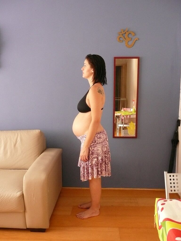 Pregnant Bruna