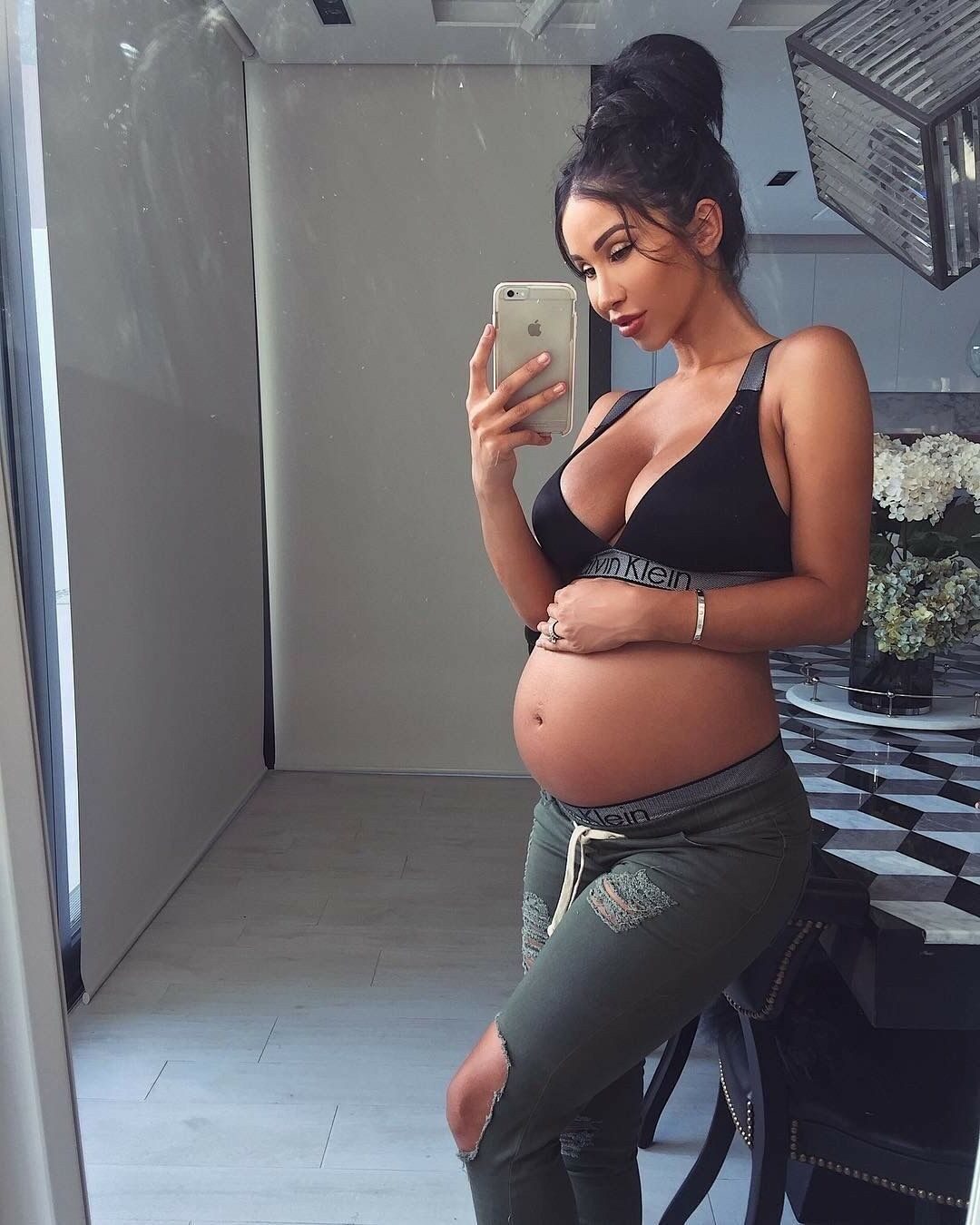 absolute stunning pregnant women