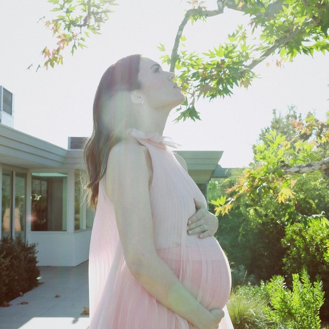 Mandy Moore pregnant