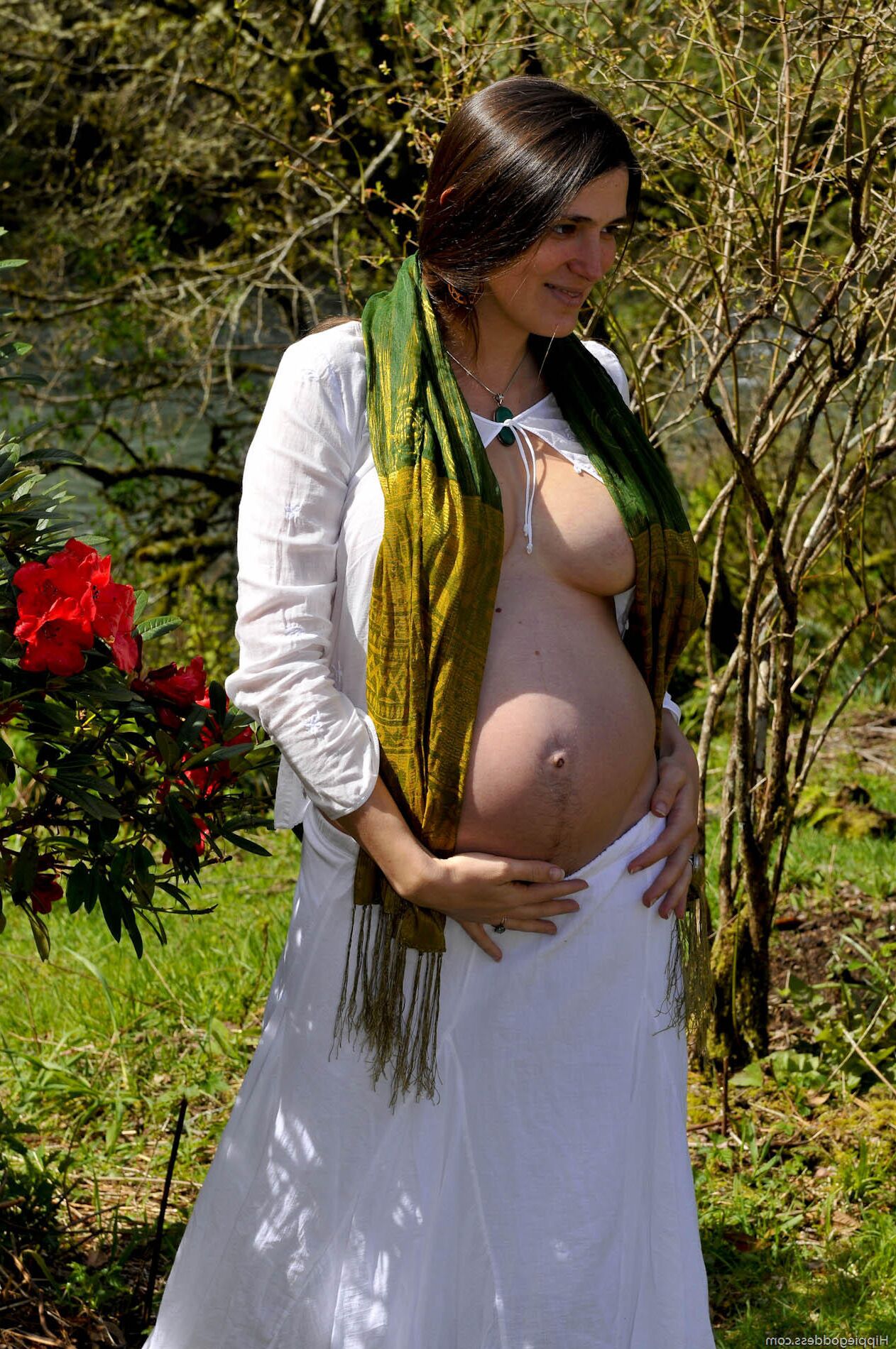 Hairy Pregnant Alexia