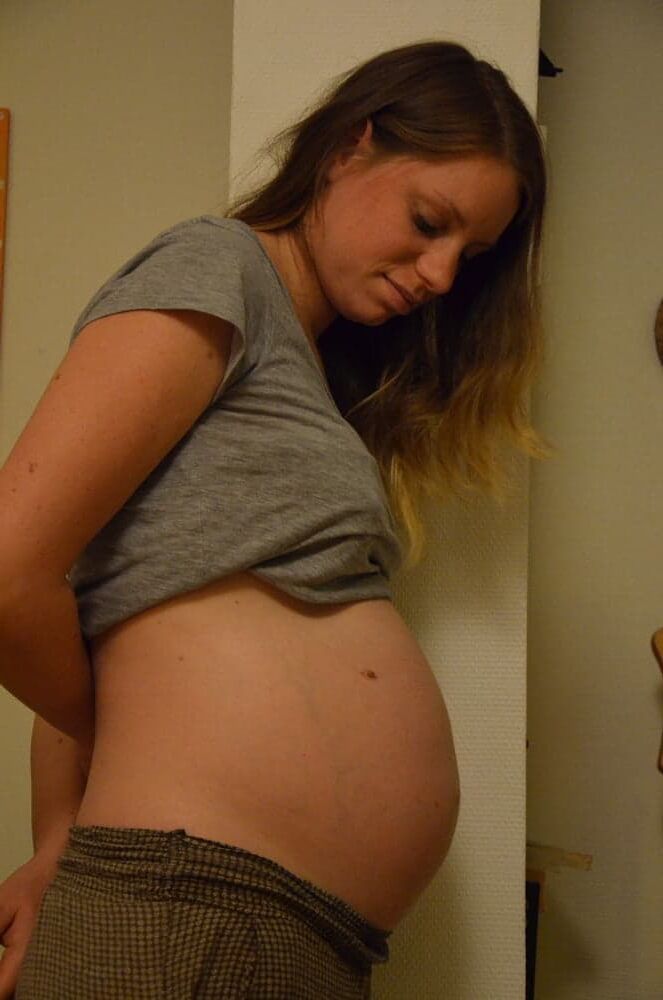 Pregnant teen