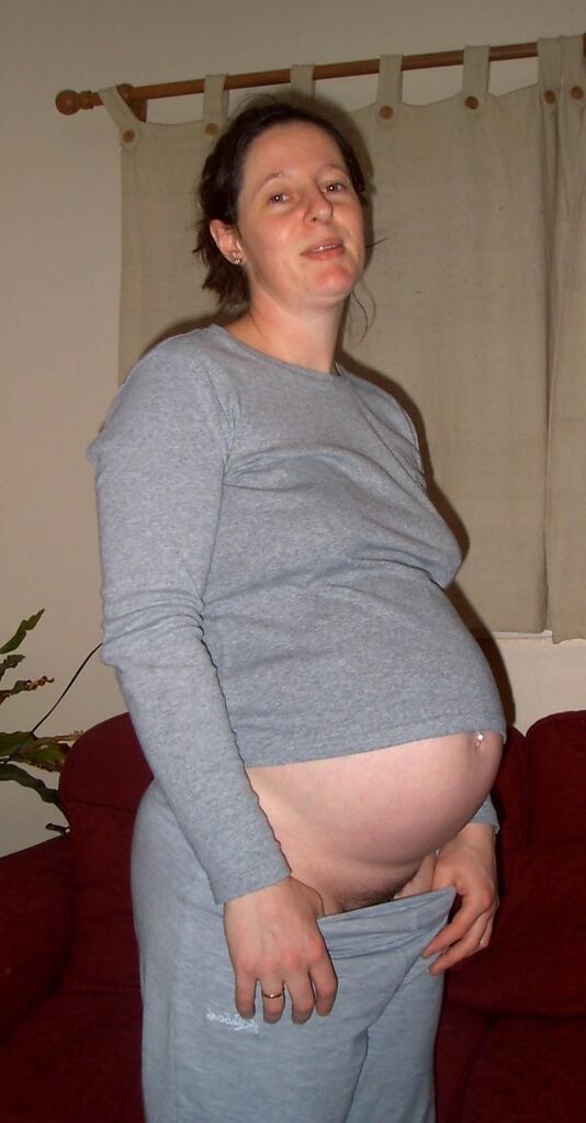 Pregnant Kellie