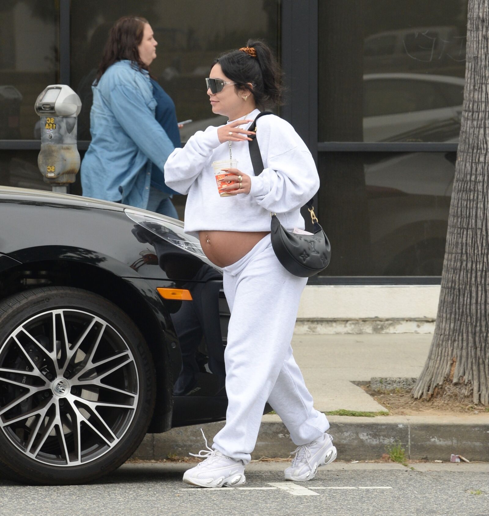 Vanessa Hudgens with huge pregnant belly out for a hike in LA