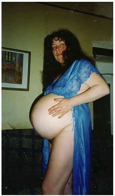 Amateur preggo 01