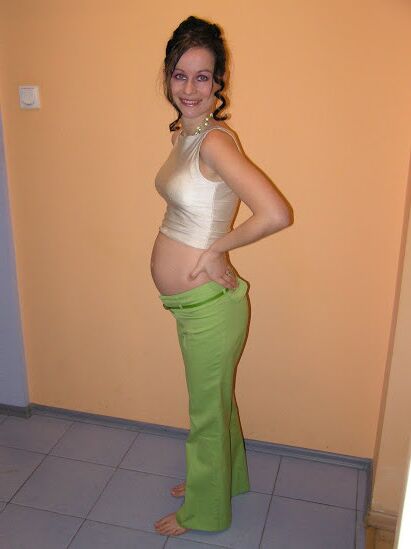 Gorgeous pregnant milf Edyta 