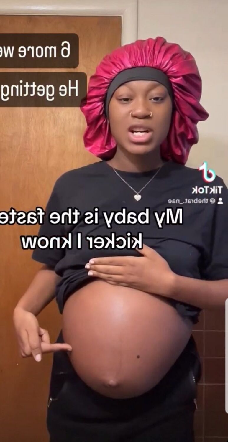 Ebony teen maman enceinte Nae