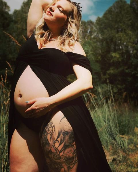 Plantureuse Blonde Mariée Femme Preggo Enceinte Preg