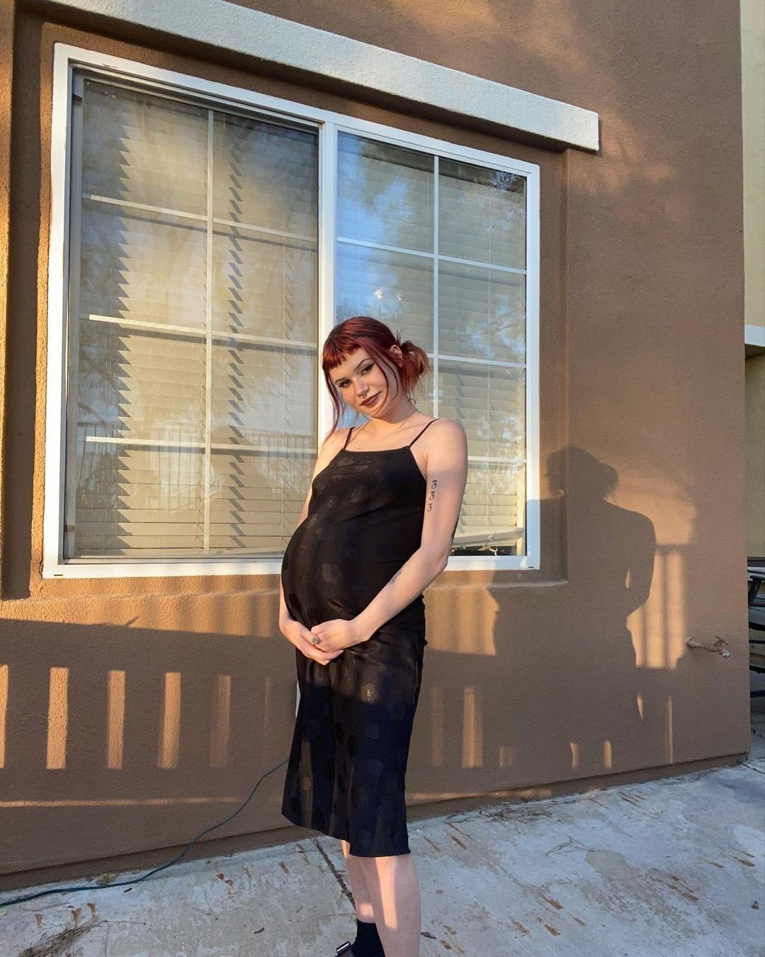 Pregnant teen goth