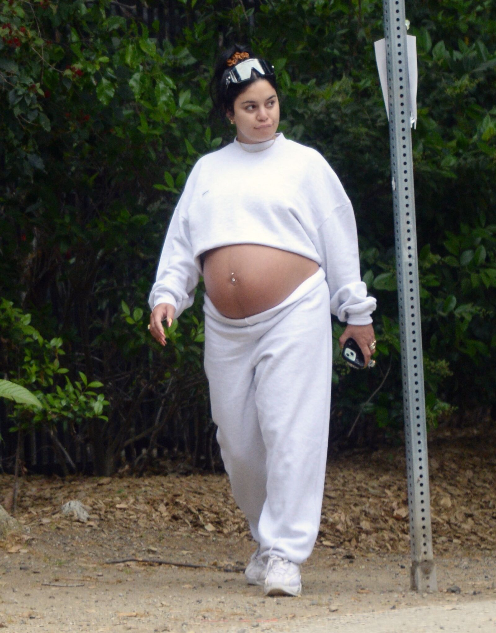 Vanessa Hudgens with huge pregnant belly out for a hike in LA