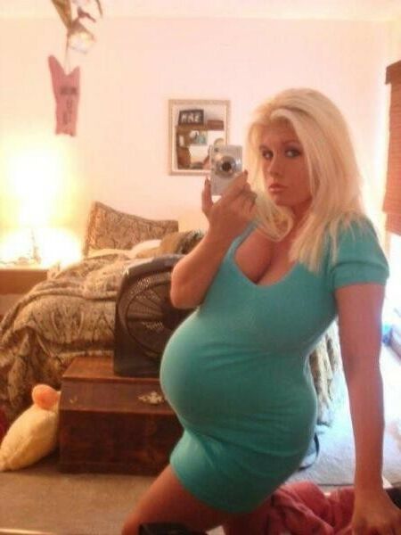 absolute stunning pregnant women