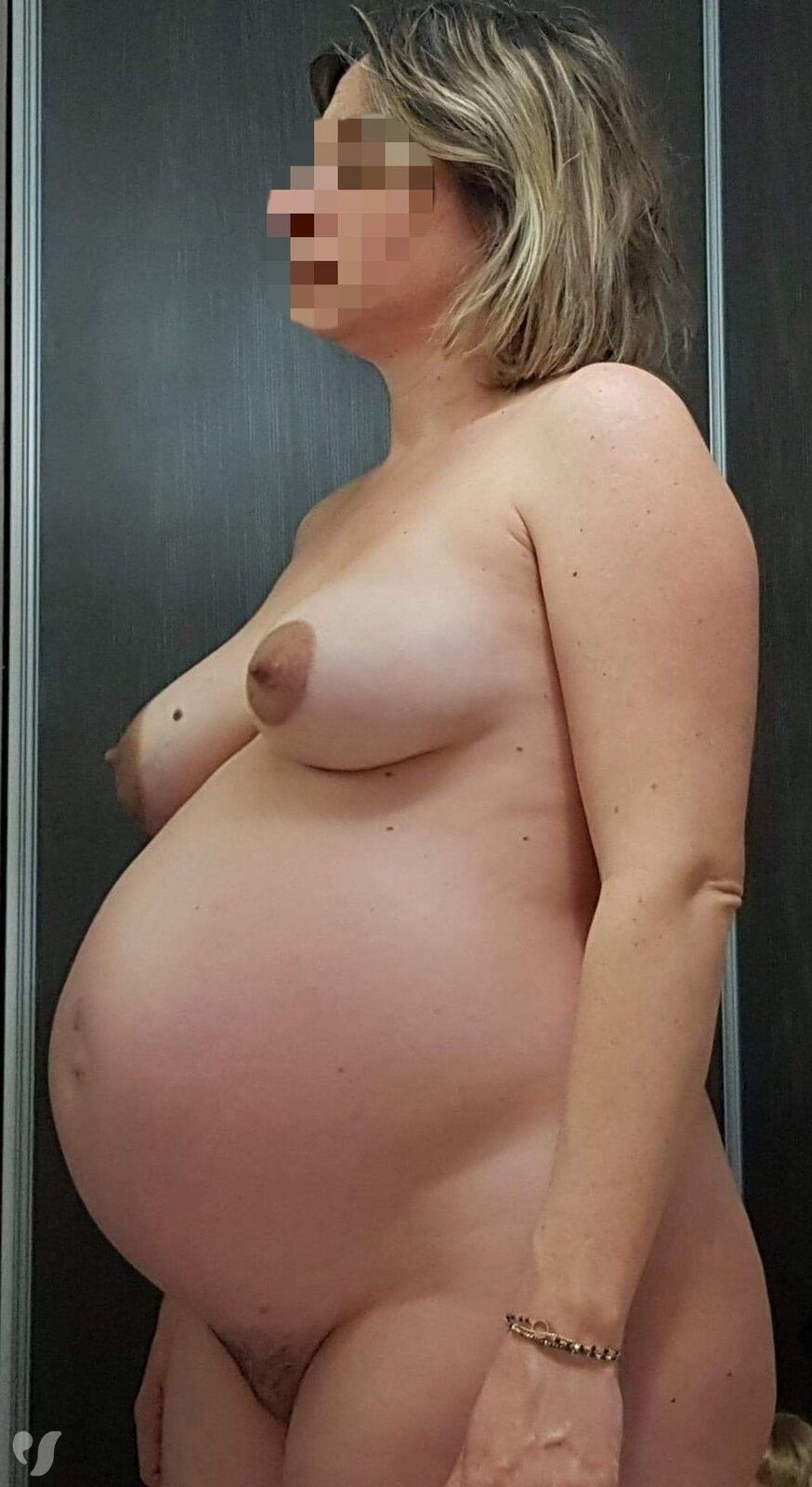 Pregnant naughty