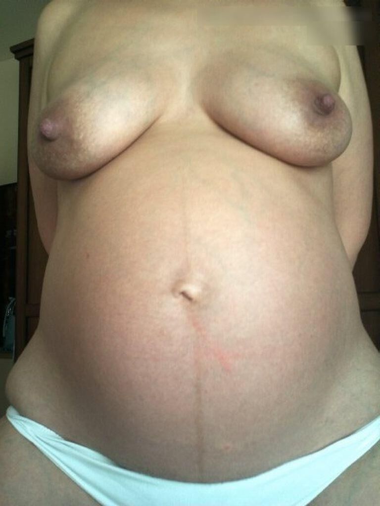 Italian MILF pregnant