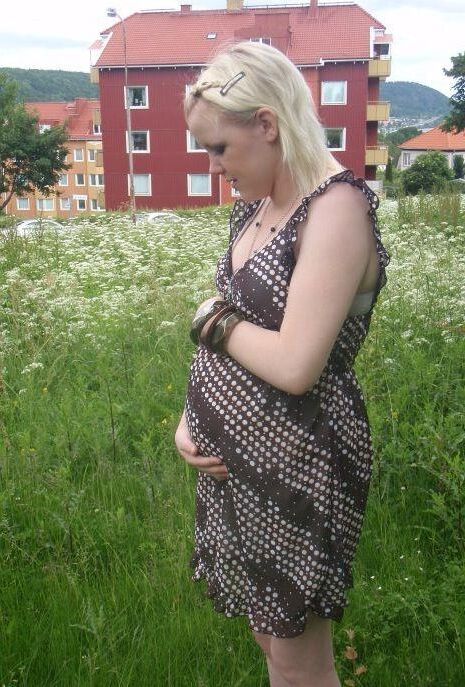 Pregnant teen from Sweden