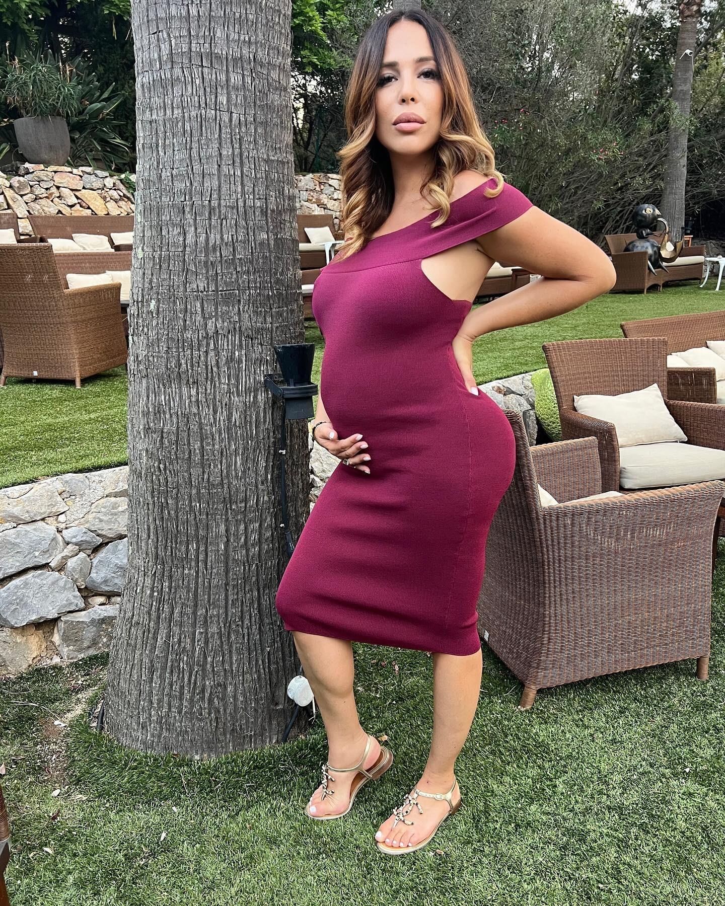 Kim Glow pregnant