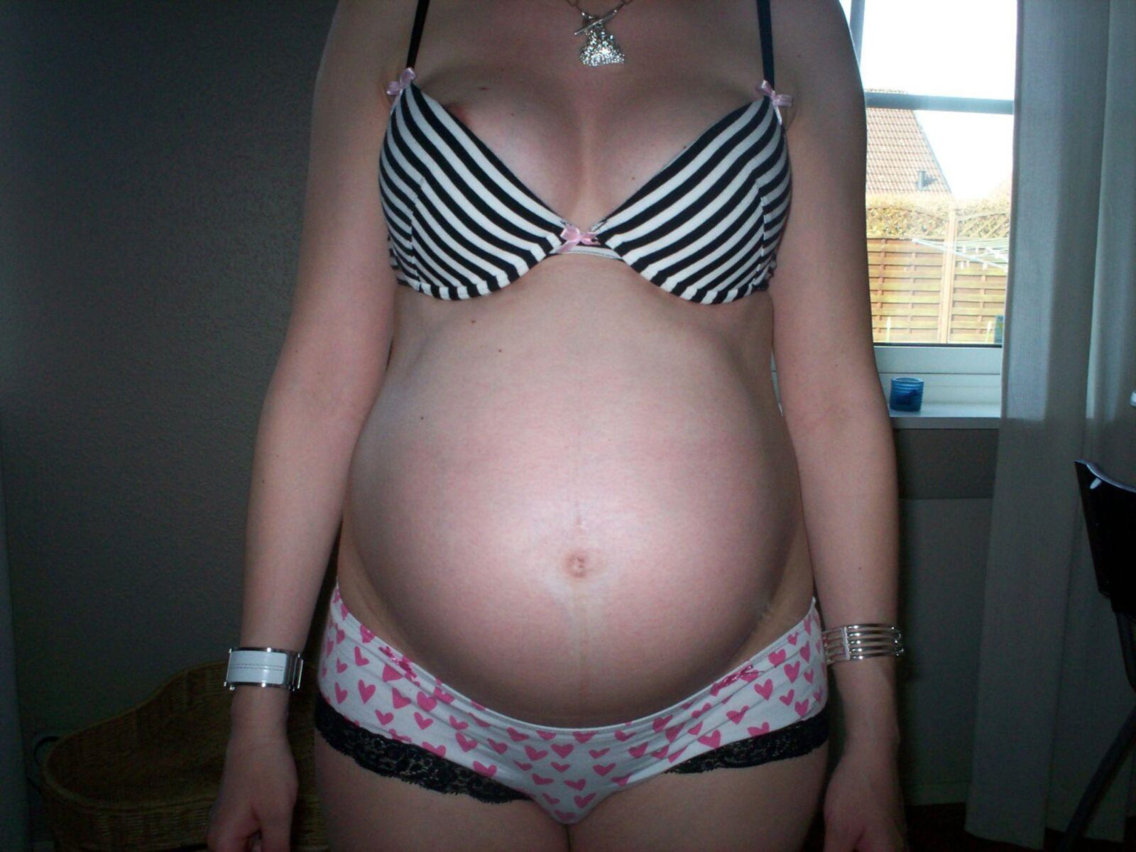 19yo pregnant Kerstin