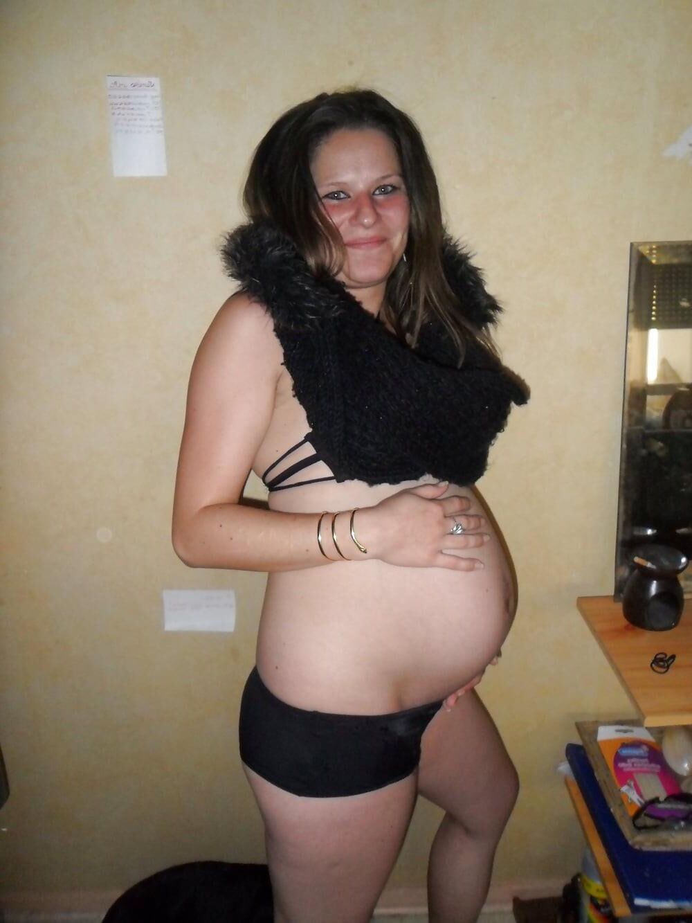 [Pregnant] young French woman