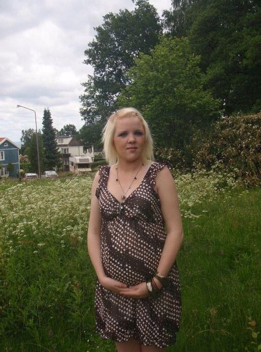 Pregnant teen from Sweden