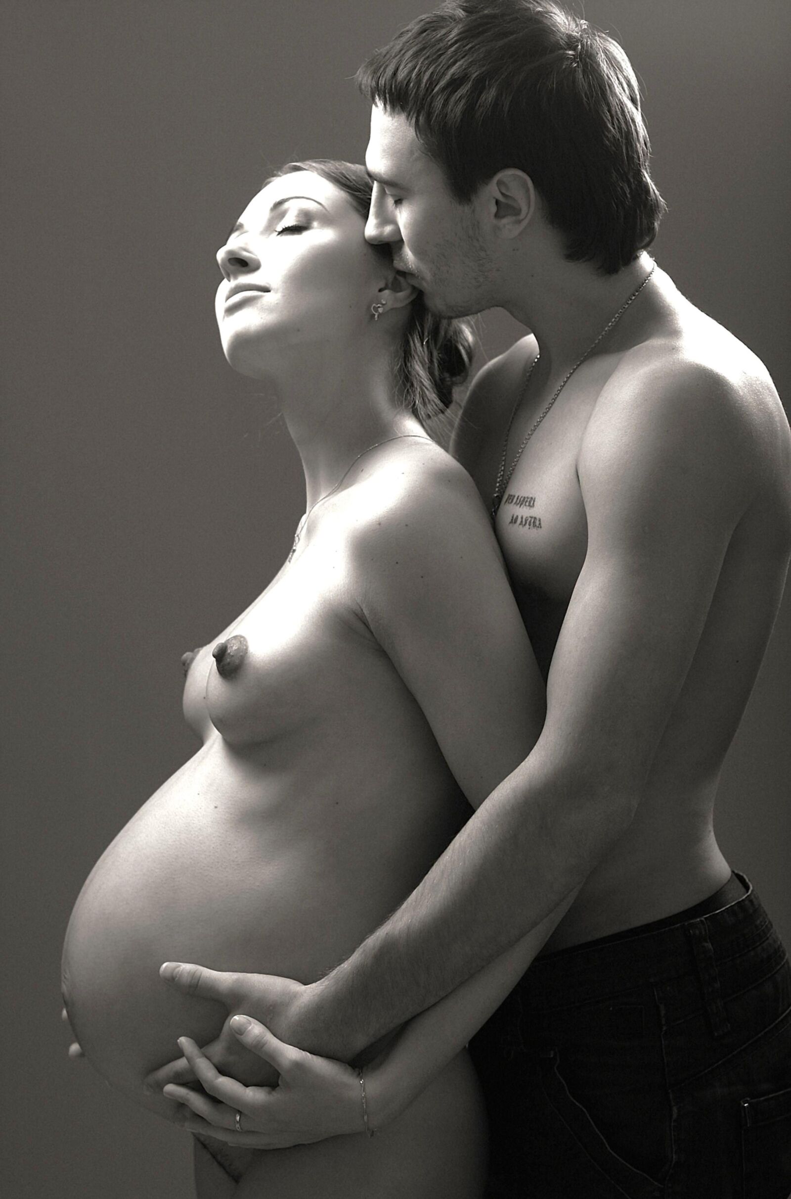 Pregnants in B&W