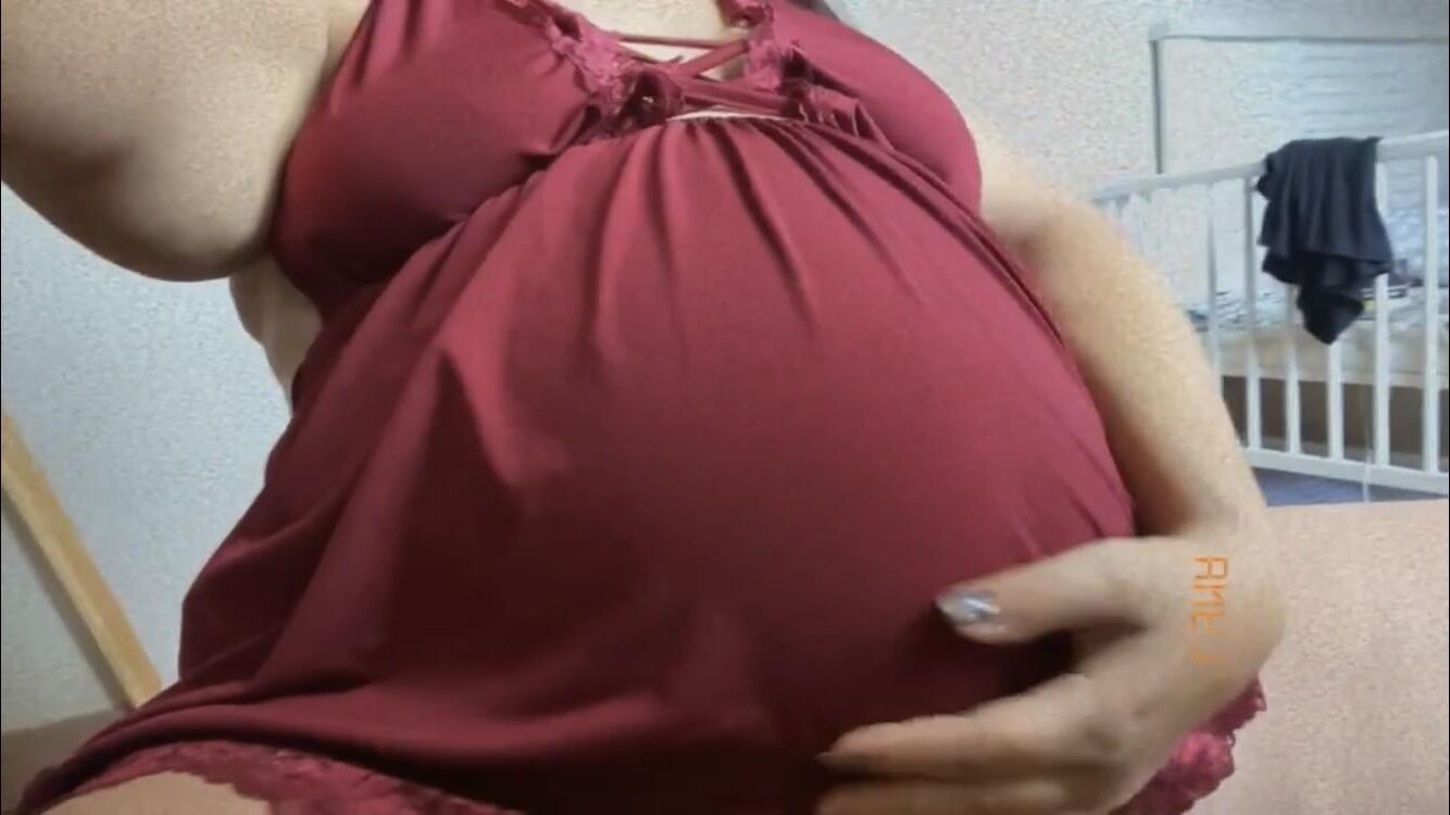 Pregnant chubby