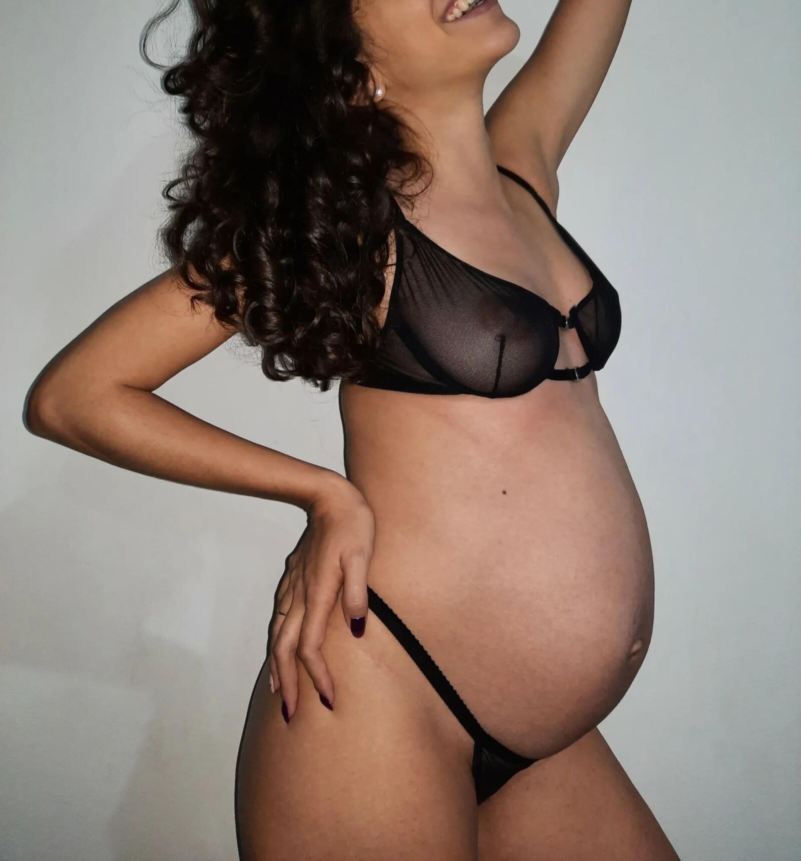 Barriga de latina grávida