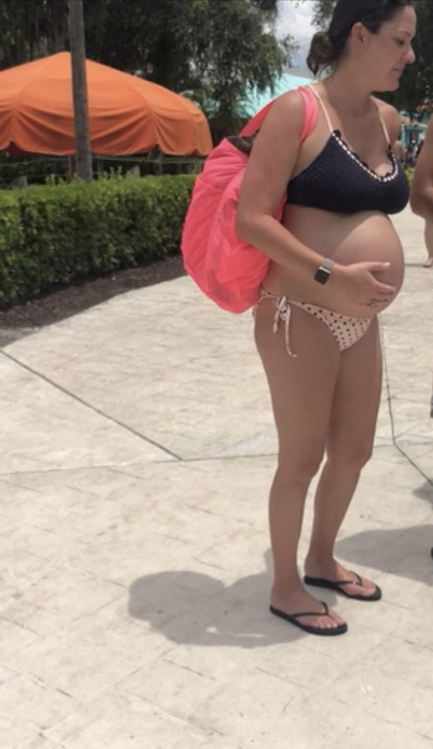 pregnant bikini and belly pics Nov 2023