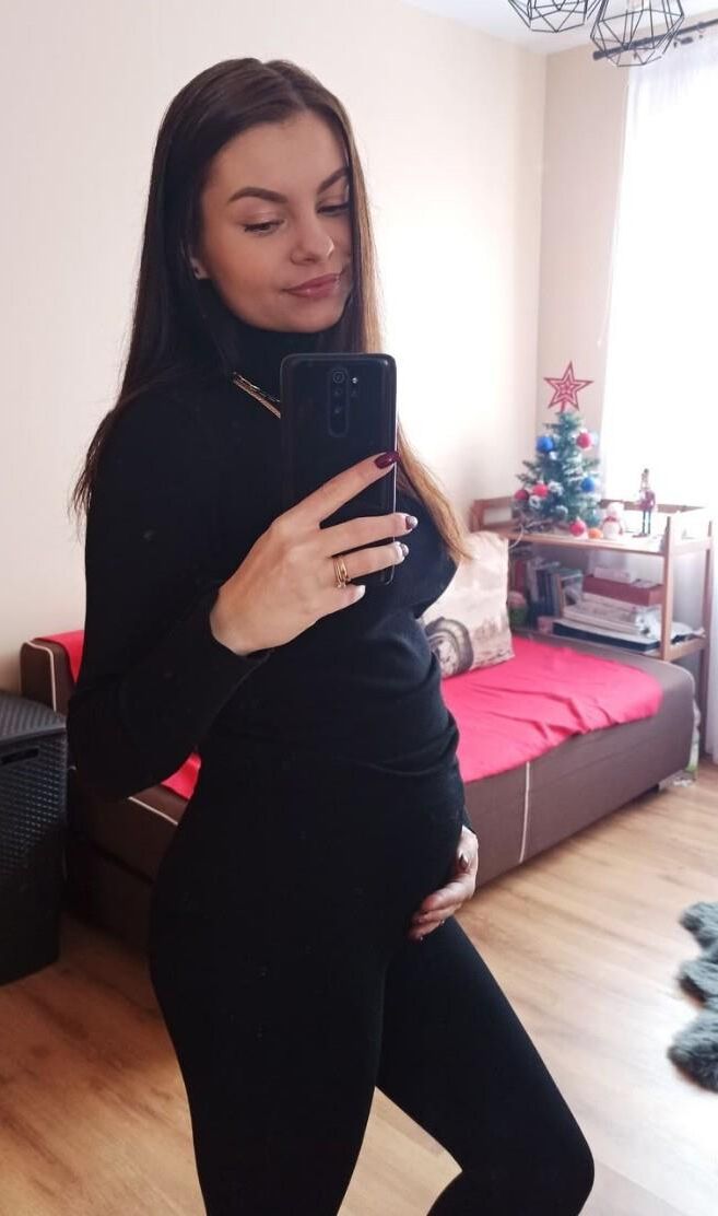 Pregnant teen Patrizia