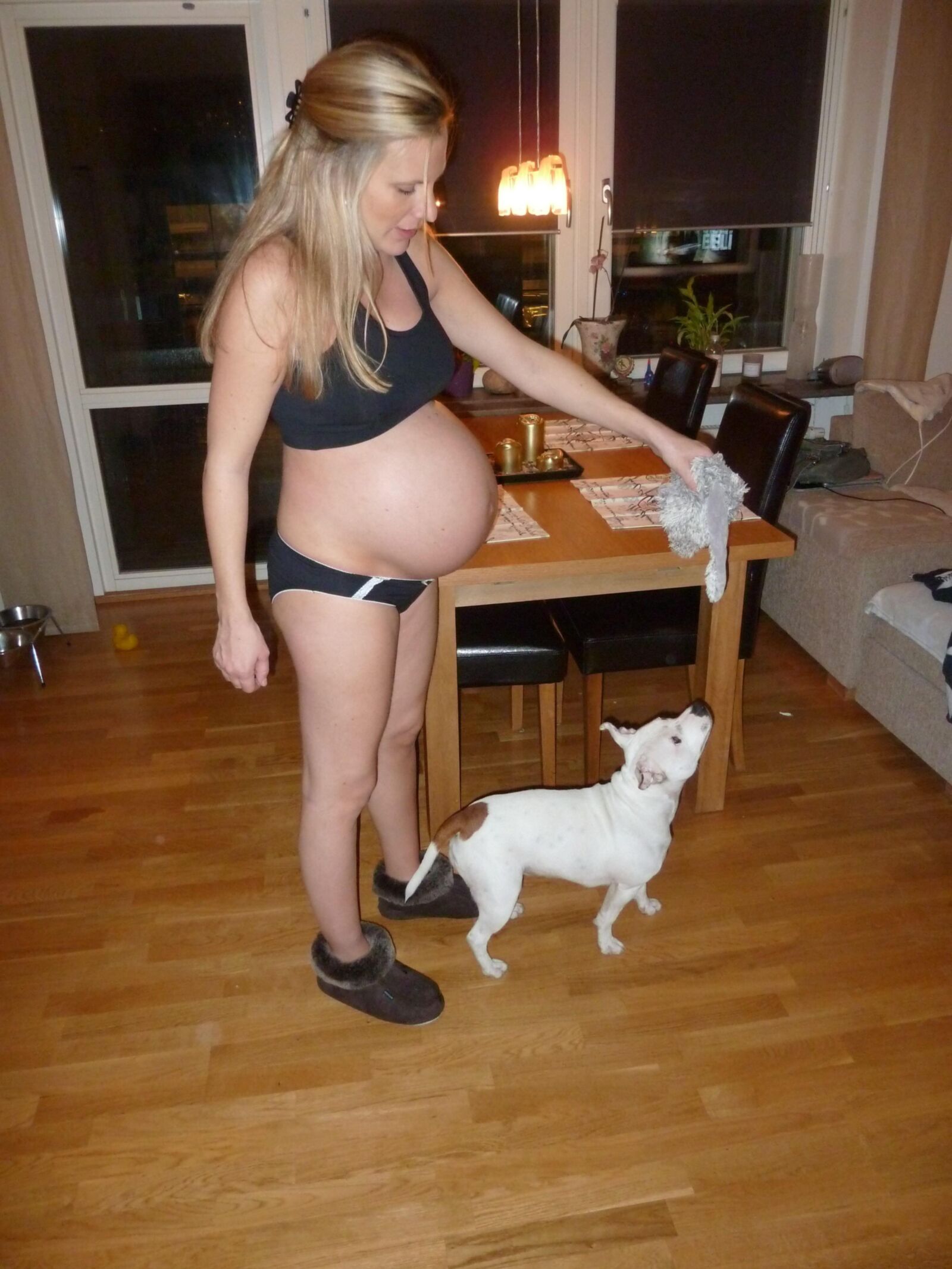 Pregnant MILF