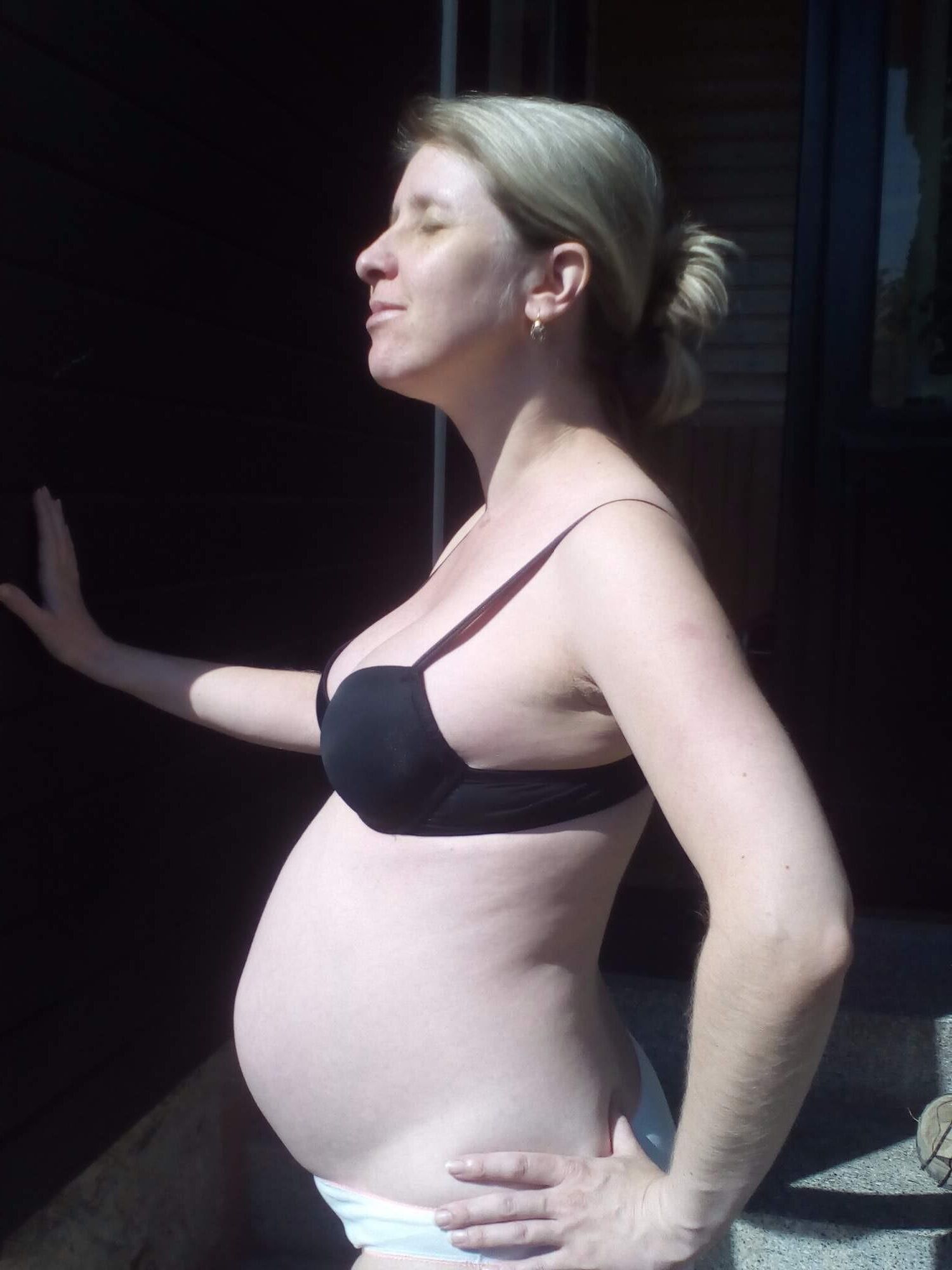 MILF enceinte