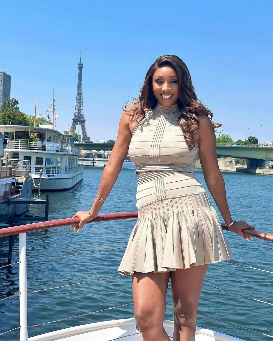 Maria Taylor NFL-Reporterin HEISSE SEXY SCHWANGERE Bilder