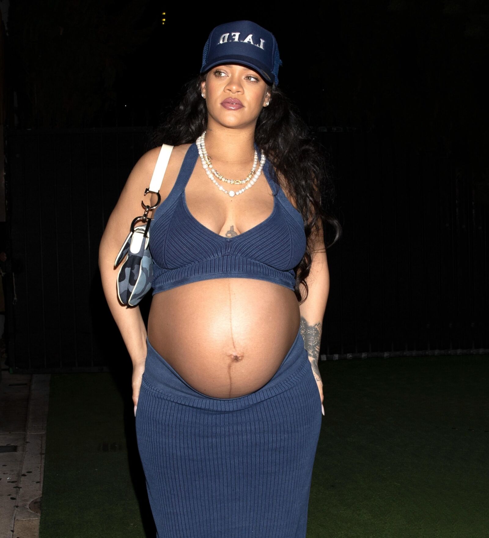 Pregnant RIHANNA