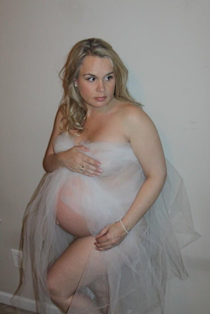 MILF enceinte