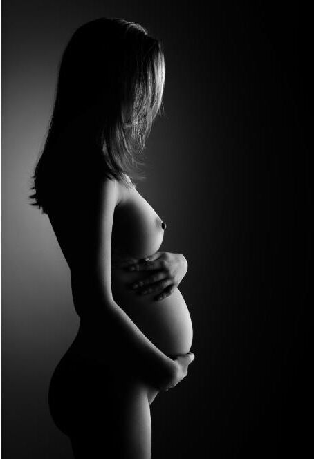 Pregnants in B&W