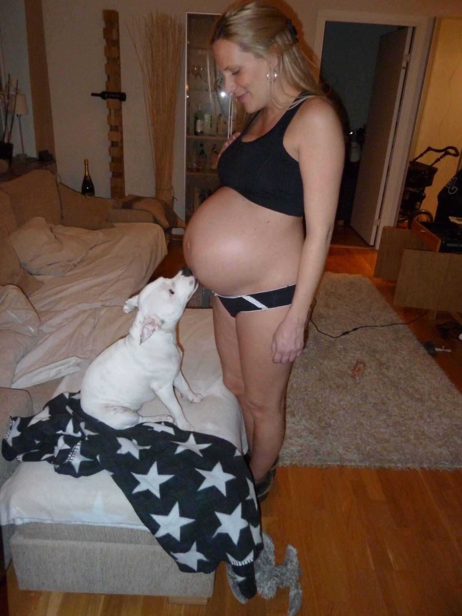 Pregnant MILF