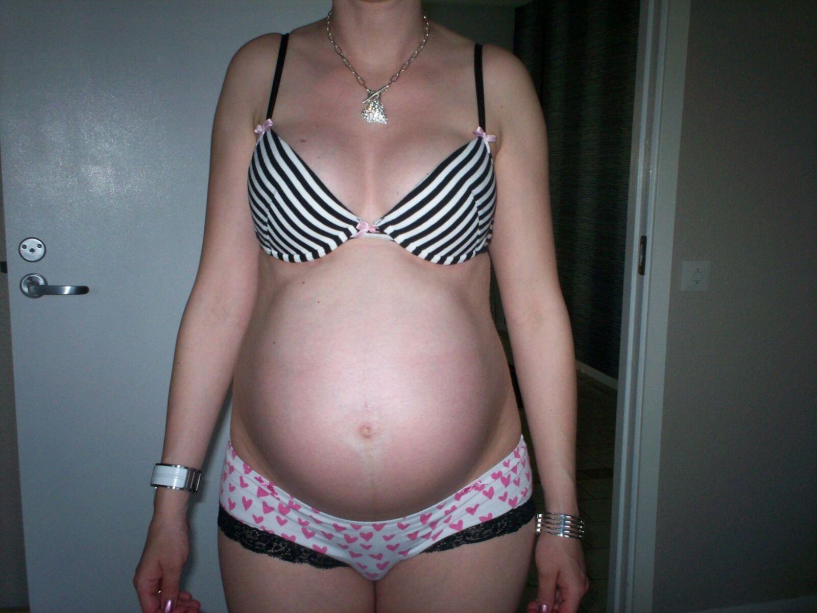 19yo pregnant Kerstin