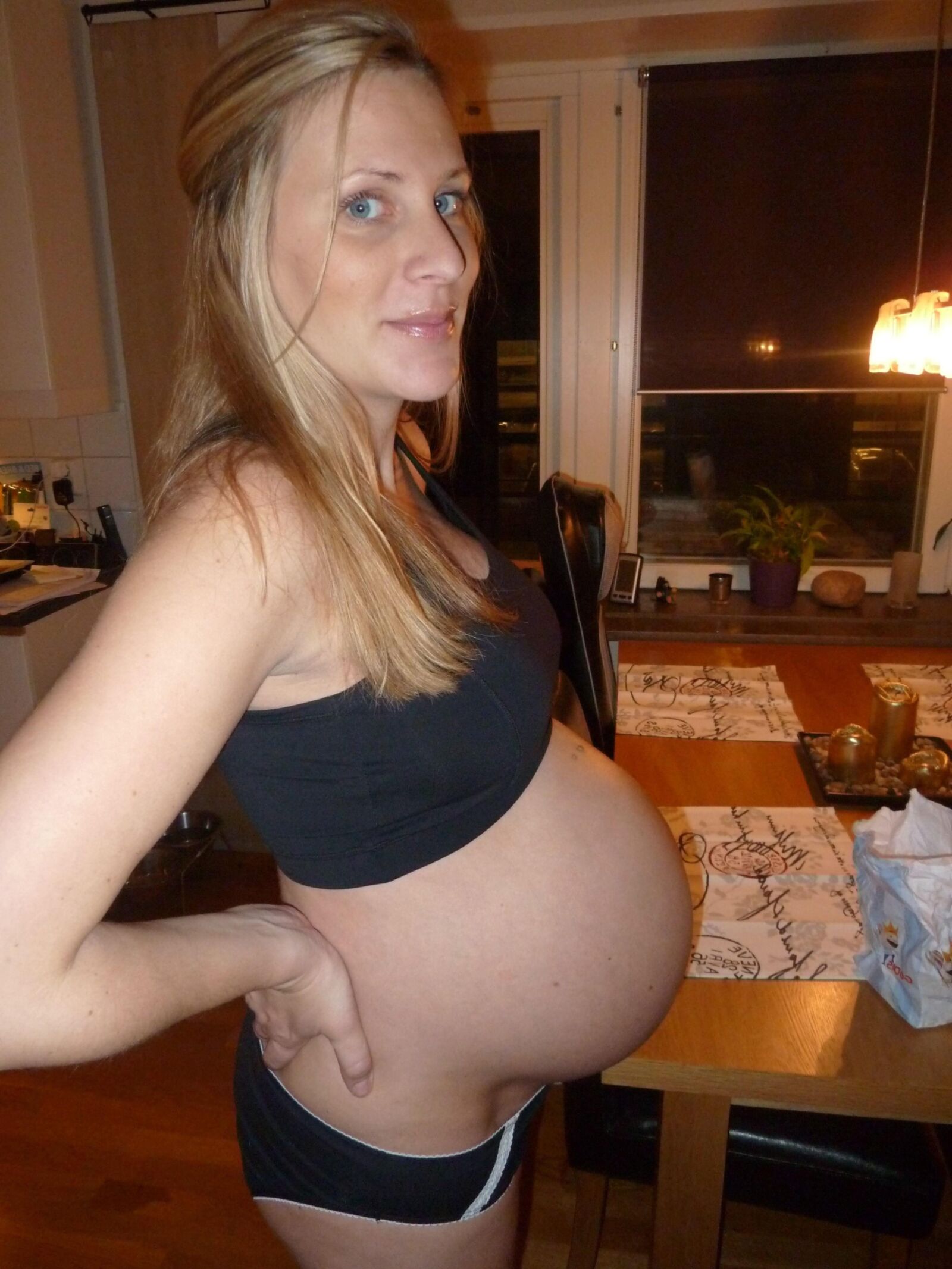 Pregnant MILF