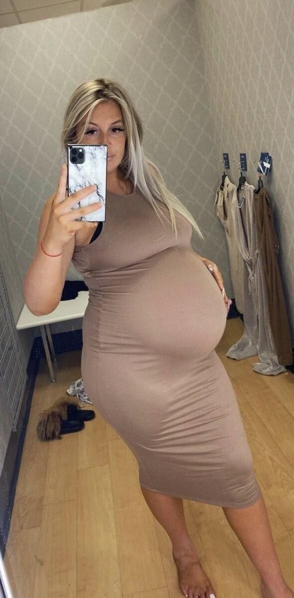 Pregnant beauties 11