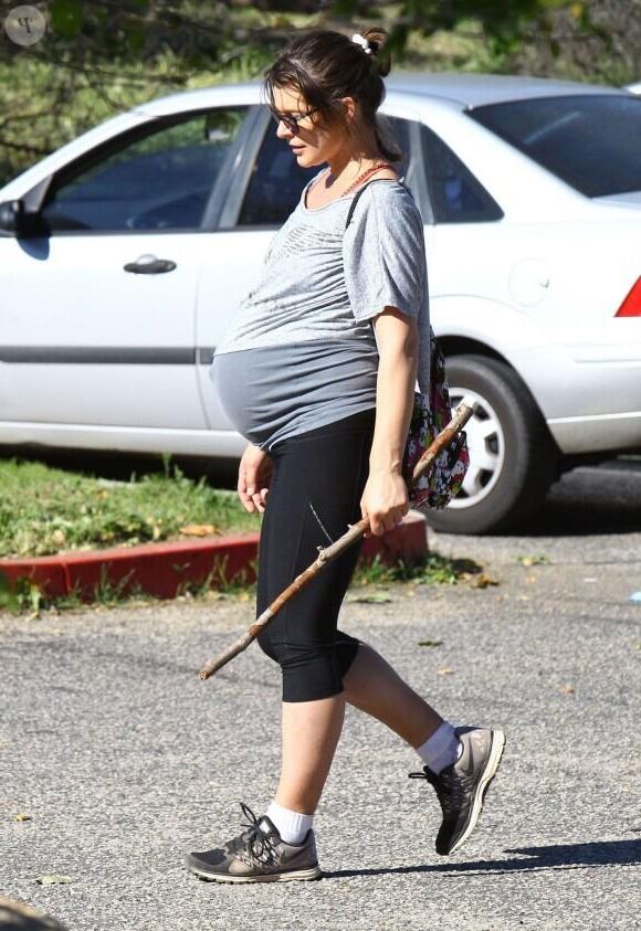 Milla Jovovich pregnant