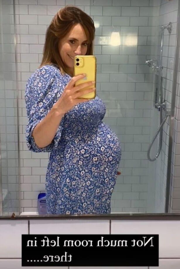 Pregnant beauties 11