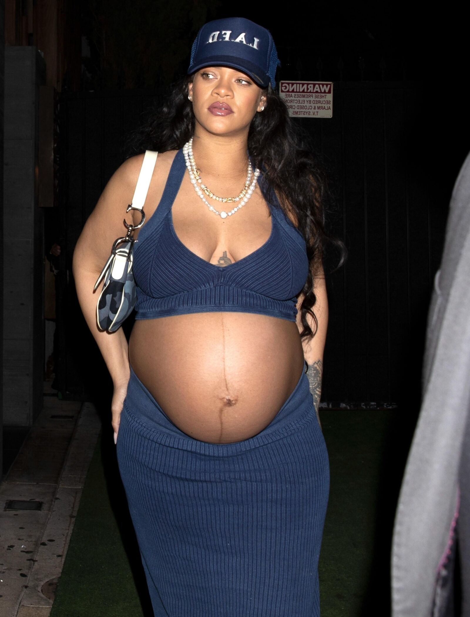 Pregnant RIHANNA