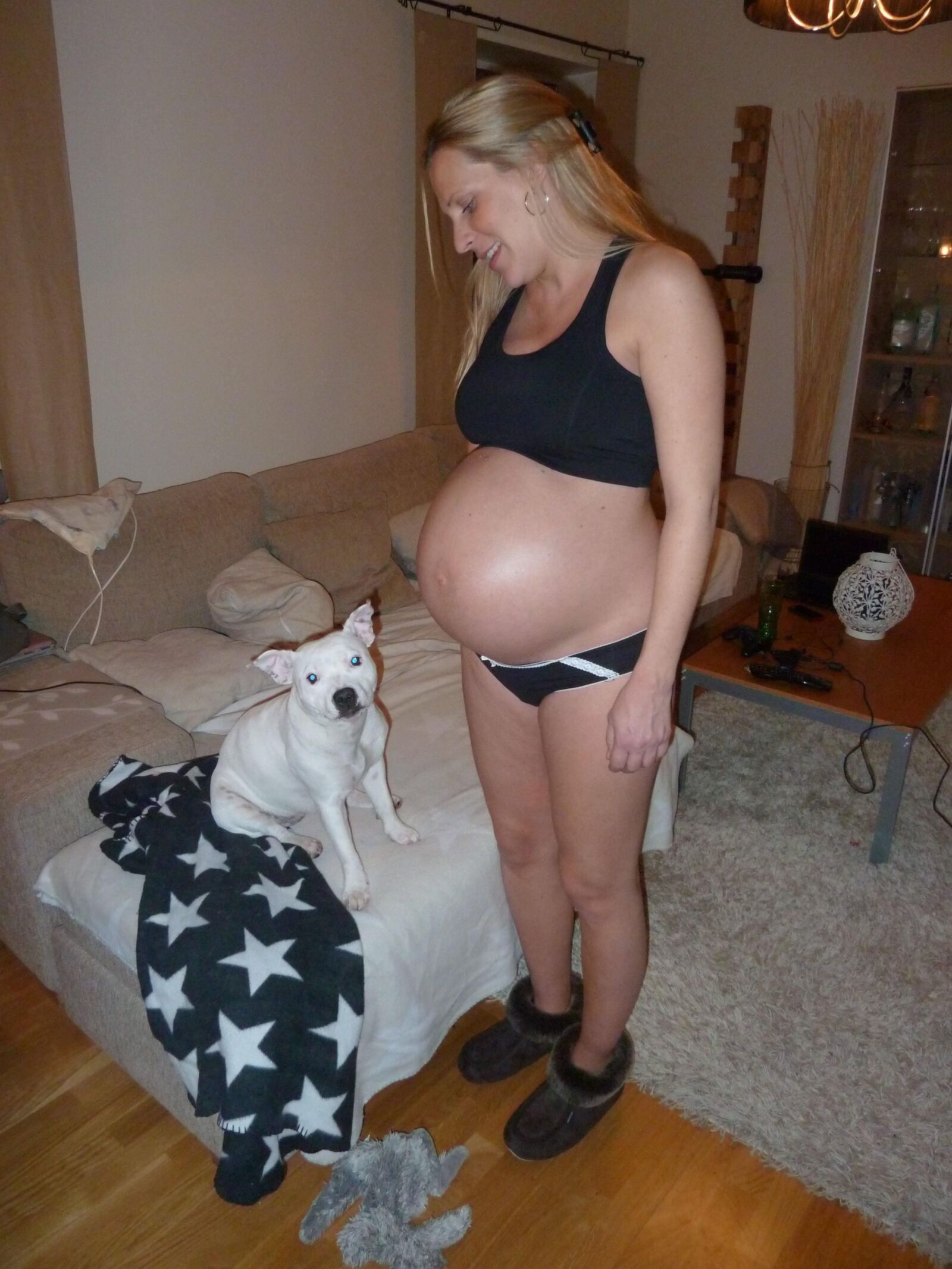 Pregnant MILF