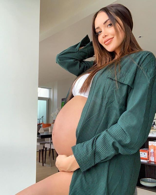  Nabilla Vergara pregnant