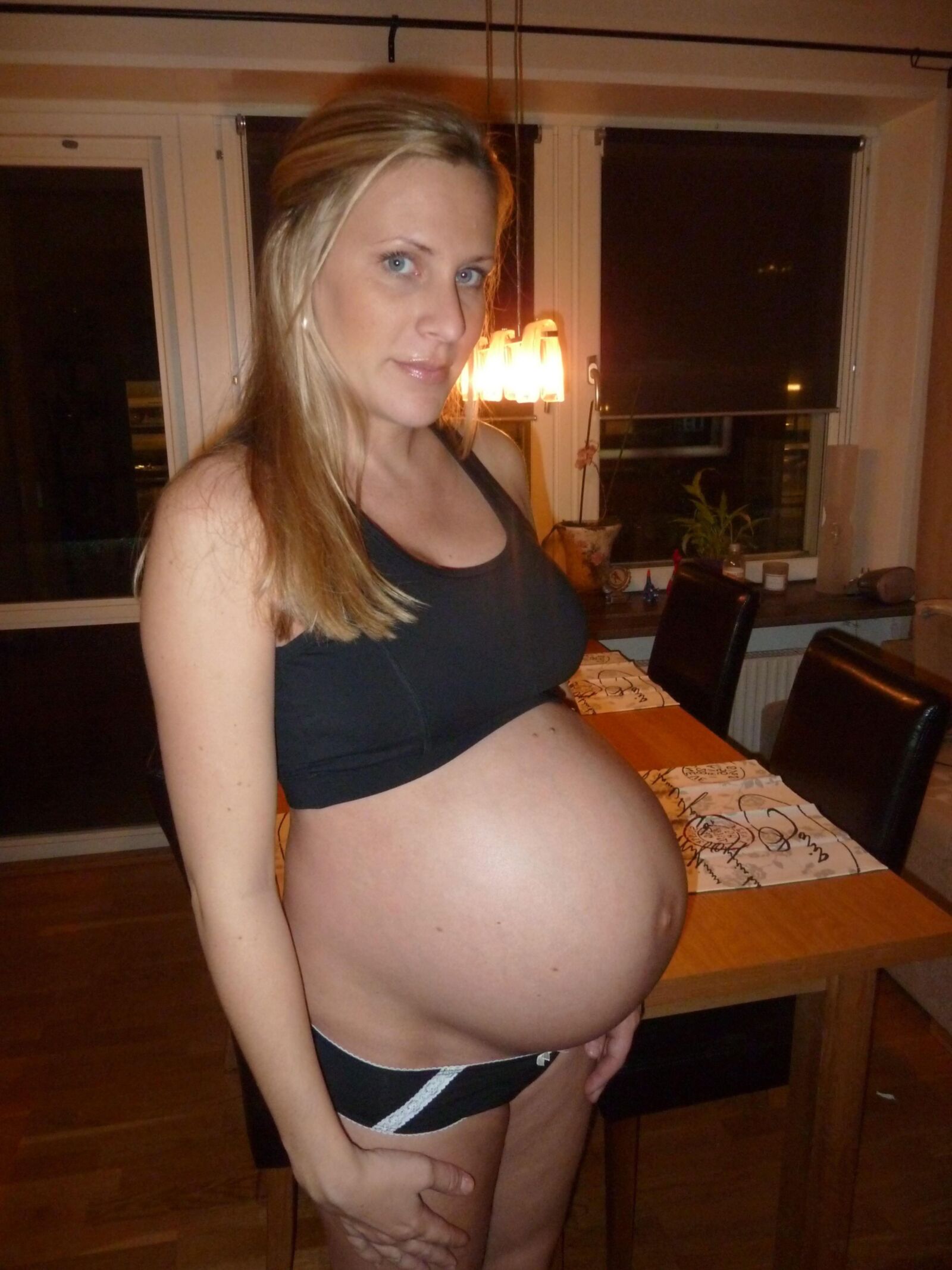 Pregnant MILF