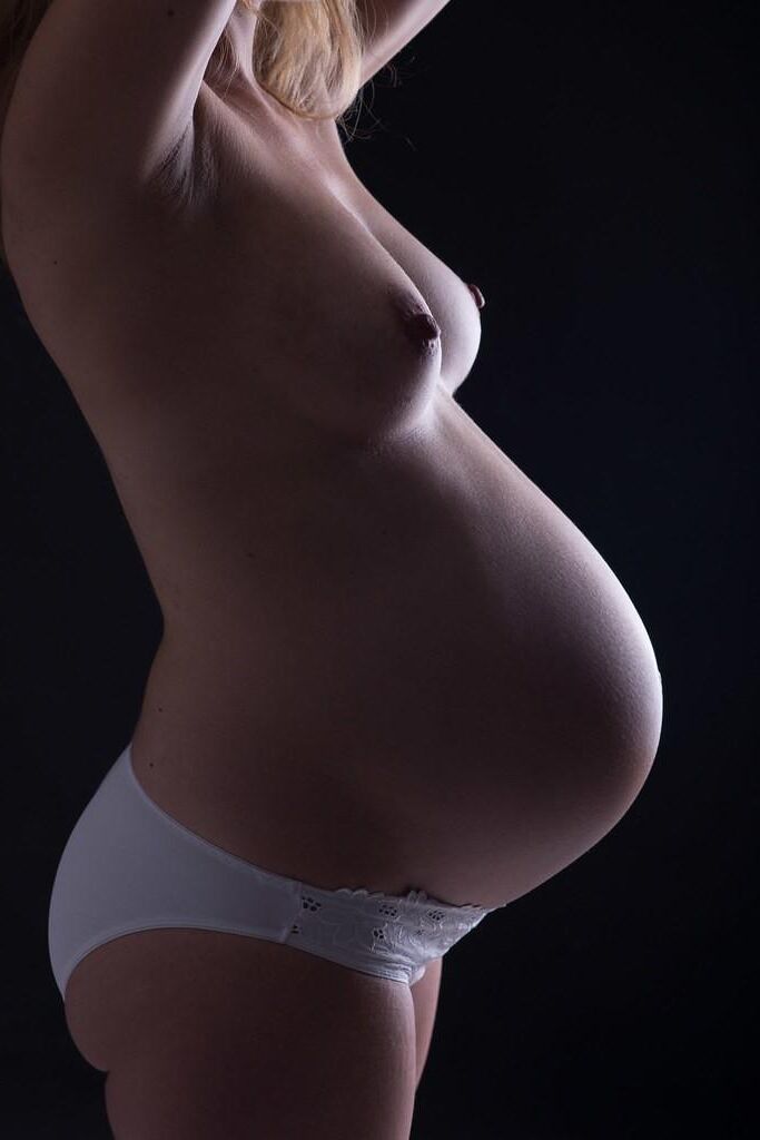 Jeune maman enceinte