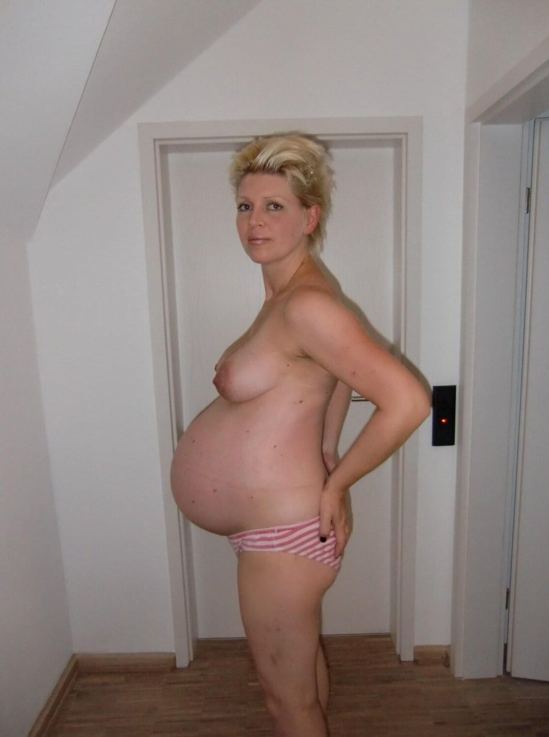 Pregnant mom at home