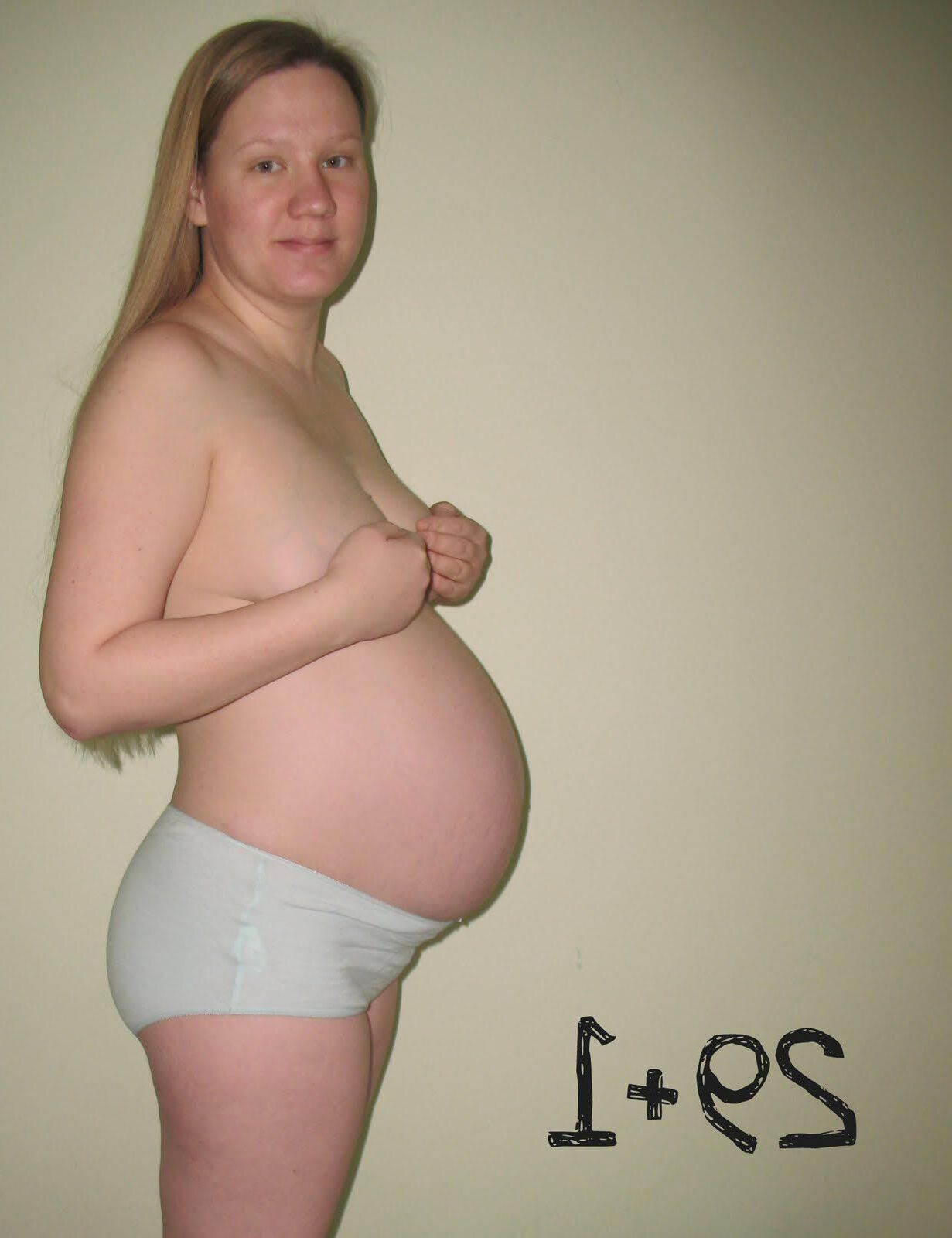 Almost nude Ann 6-39 weeks pregnant