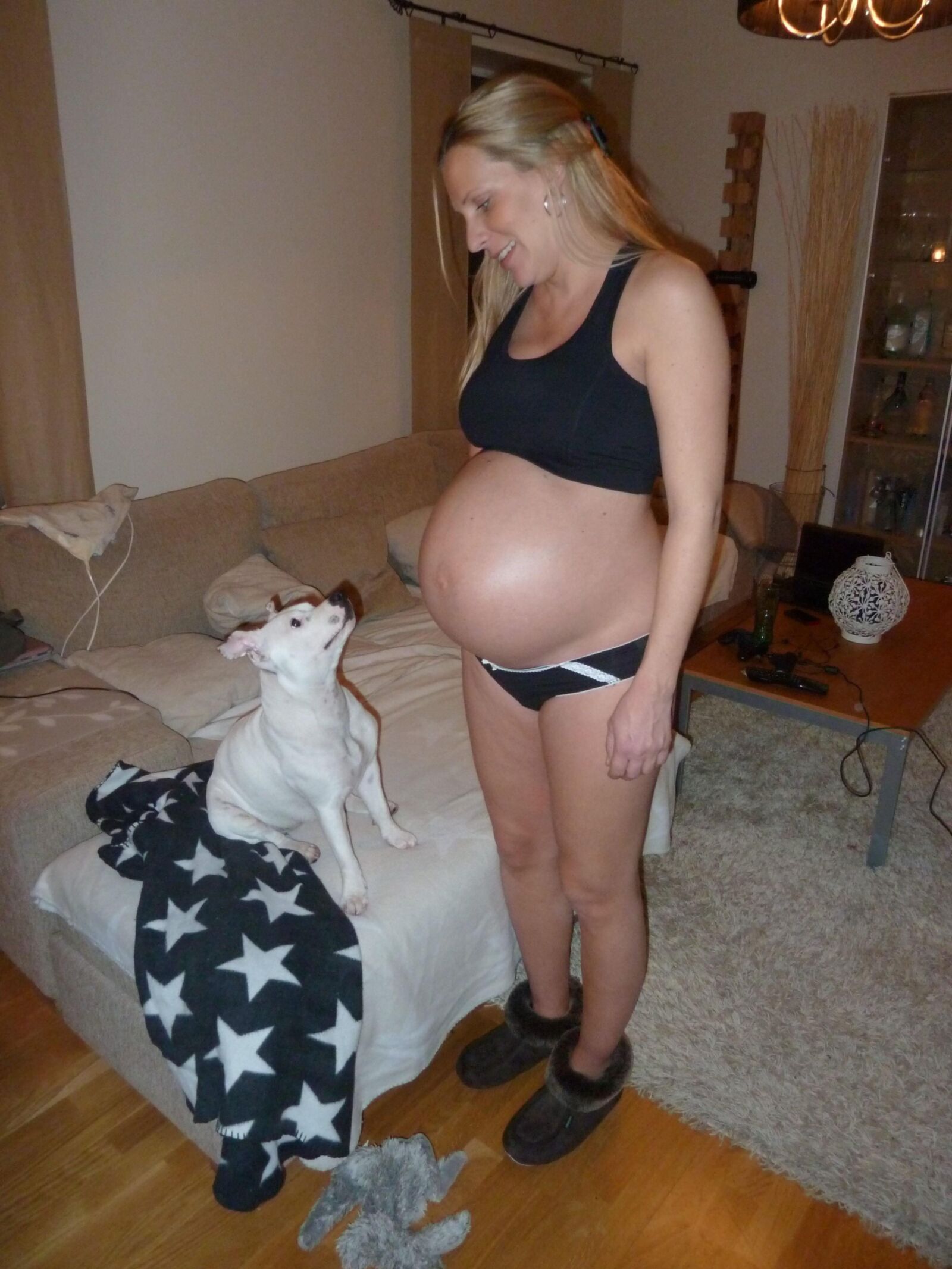 Pregnant MILF